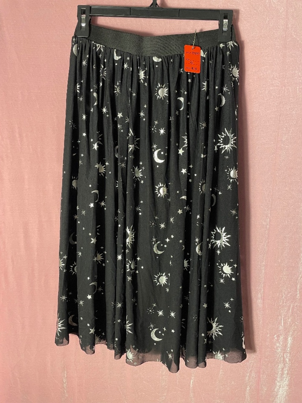 Starry black witchy skirt with silver foil stars - Hot Topic XL - Picture 5 of 6